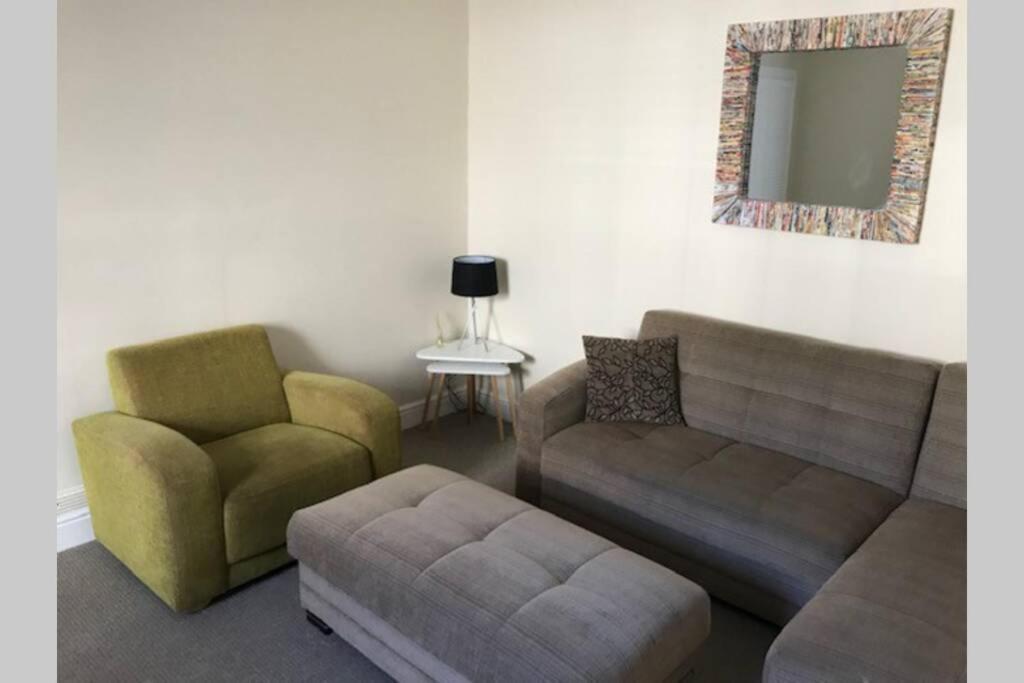 ברוטי פרי The Colours Riverside Apartment With Garden מראה חיצוני תמונה